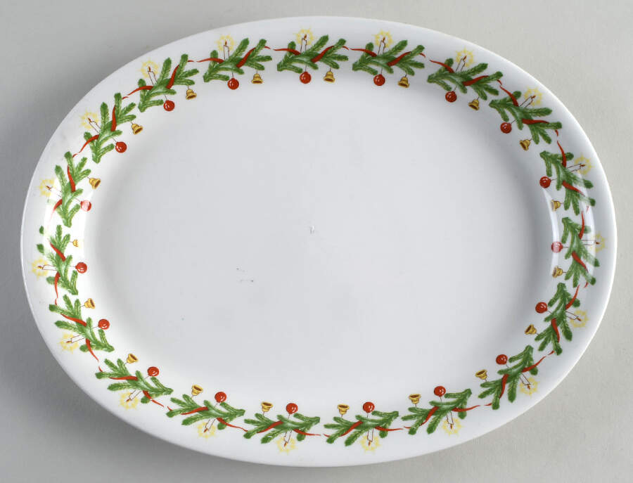 Christmas Wreath 12" Oval Serving Platter by Arabia of Finland-1
