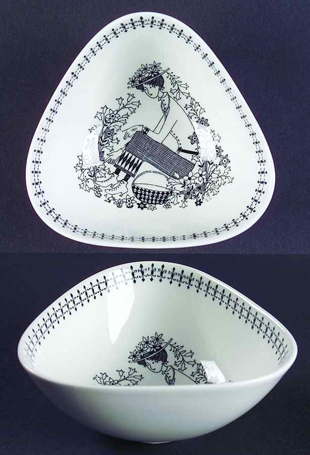 Emilia 5" Triangular All Purpose Bowl by Arabia of Finland-1