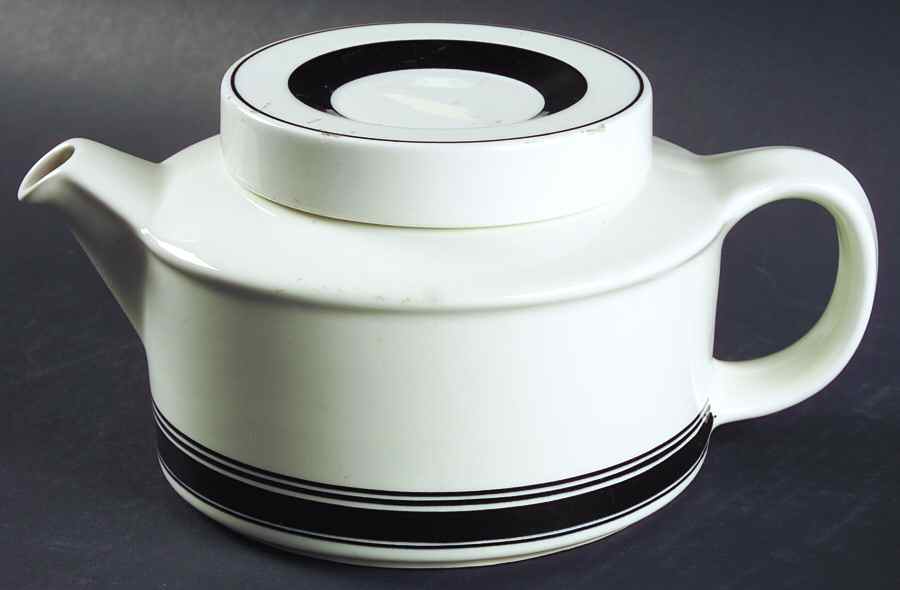 Faenza Black Teapot & Lid by Arabia of Finland-1