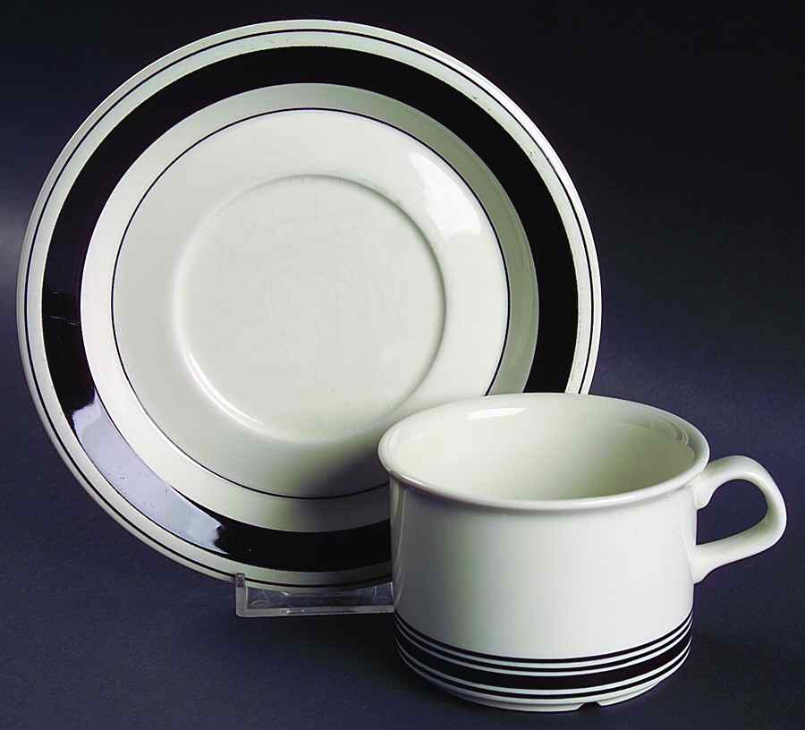 Faenza Black Flat Cup & Saucer Set by Arabia of Finland-1