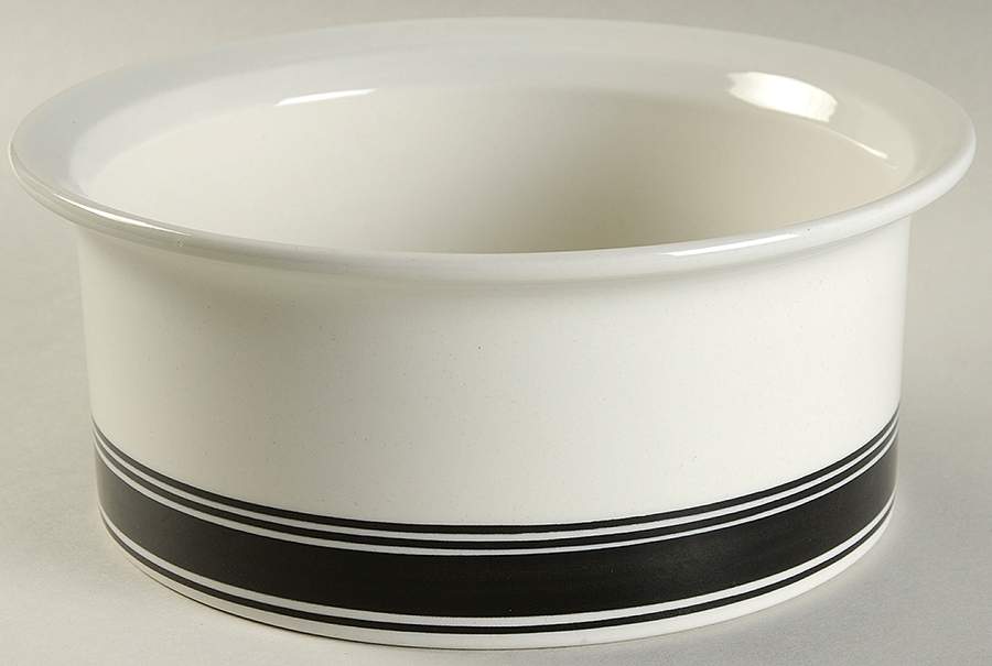 Faenza Black 7" Round Vegetable Bowl by Arabia of Finland-1