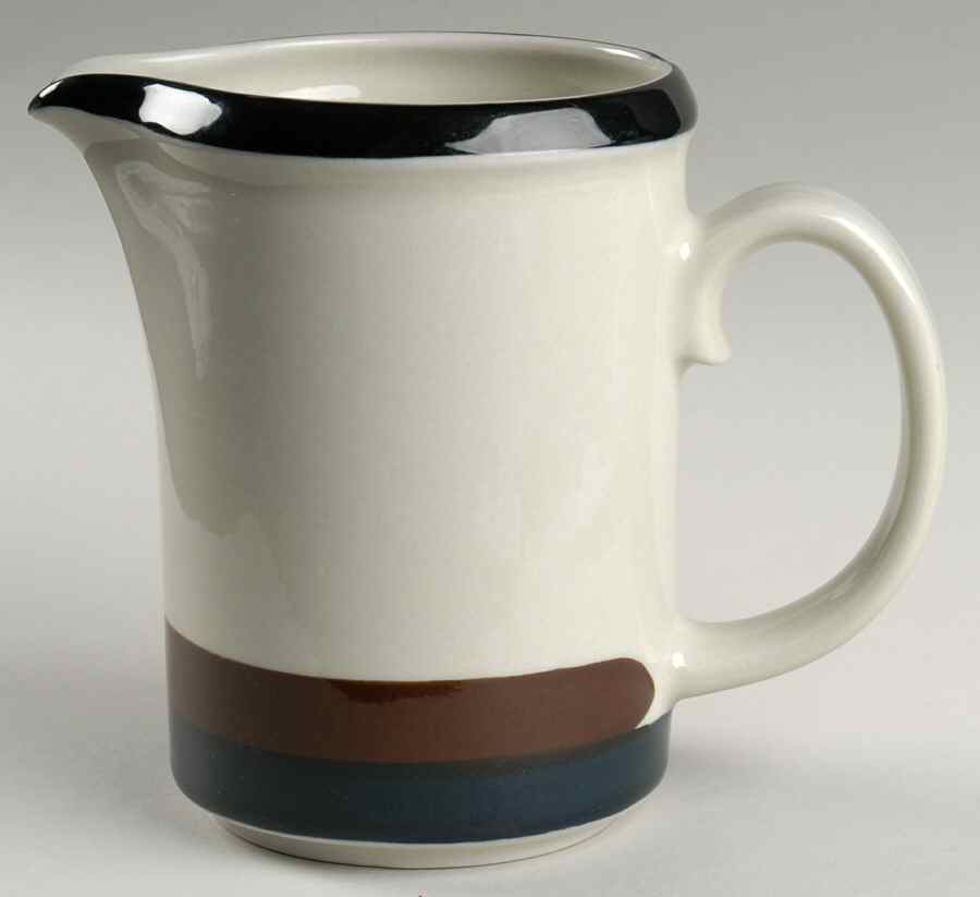 Kaira 40 Oz Pitcher by Arabia of Finland-1