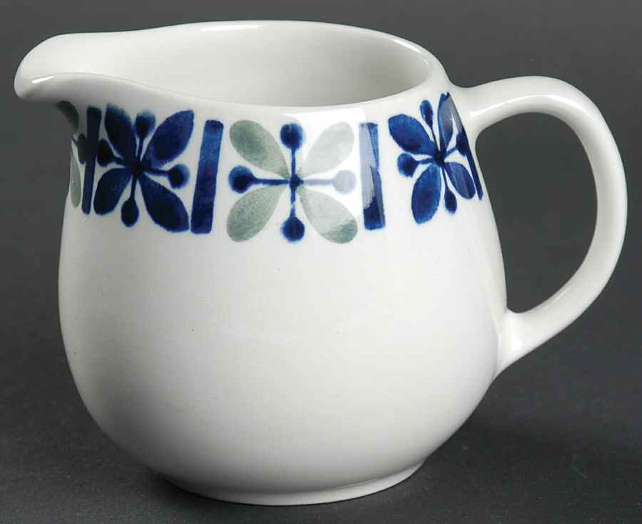 Katrilli Mini Creamer by Arabia of Finland-1