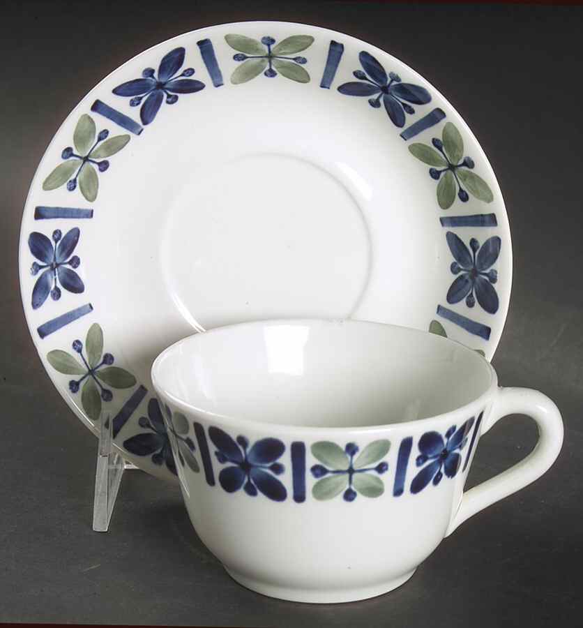 Katrilli Flat Cup & Saucer Set by Arabia of Finland-1