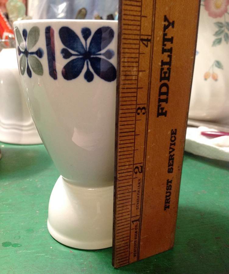 Katrilli Double Egg Cup by Arabia of Finland-1