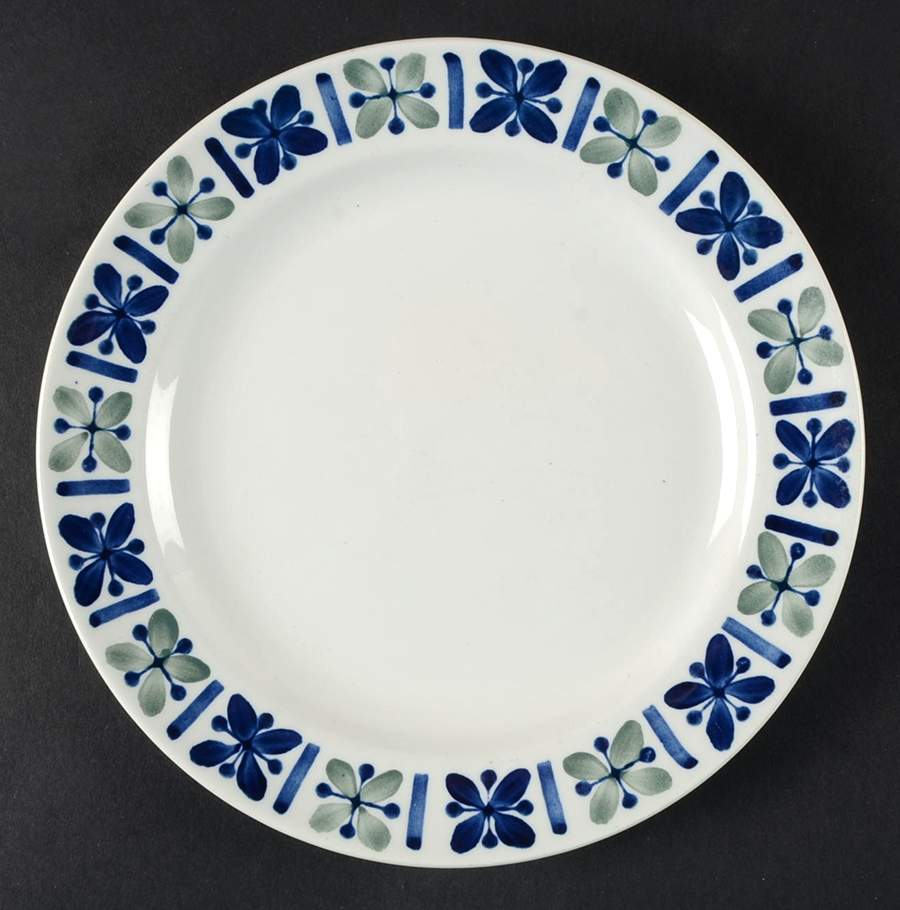 Katrilli Salad Plate by Arabia of Finland-1