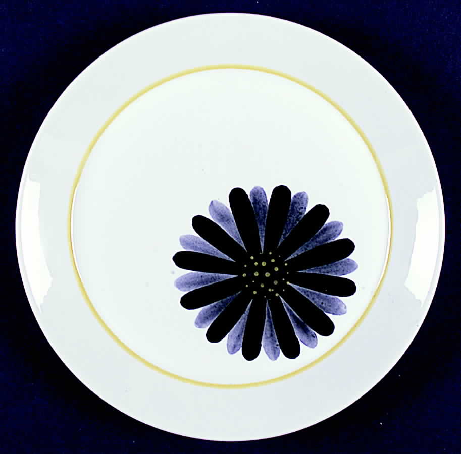 Lea Luncheon Plate by Arabia of Finland-1