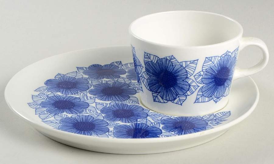 Malva Snack Plate & Cup Set by Arabia of Finland-1