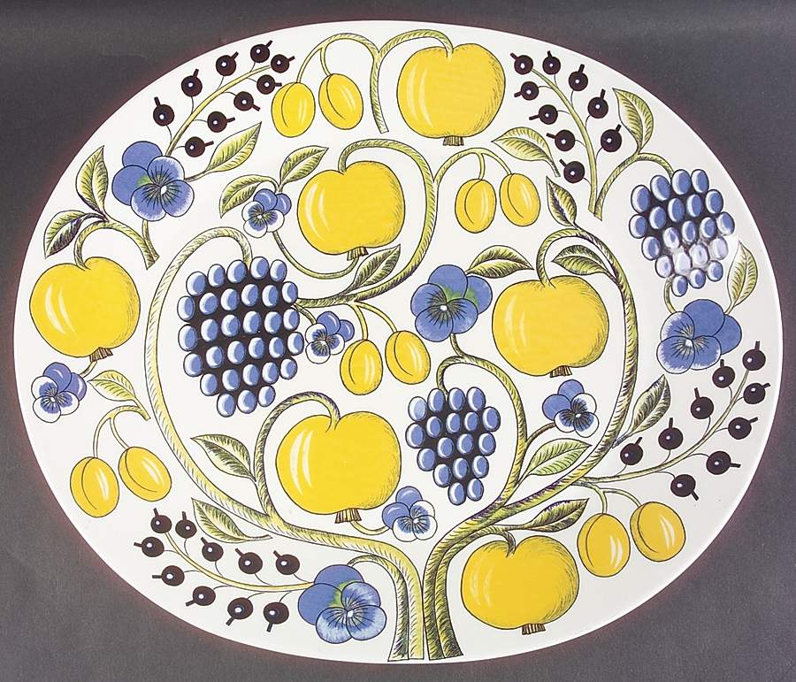Paratiisi 16" Oval Serving Platter by Arabia of Finland-1
