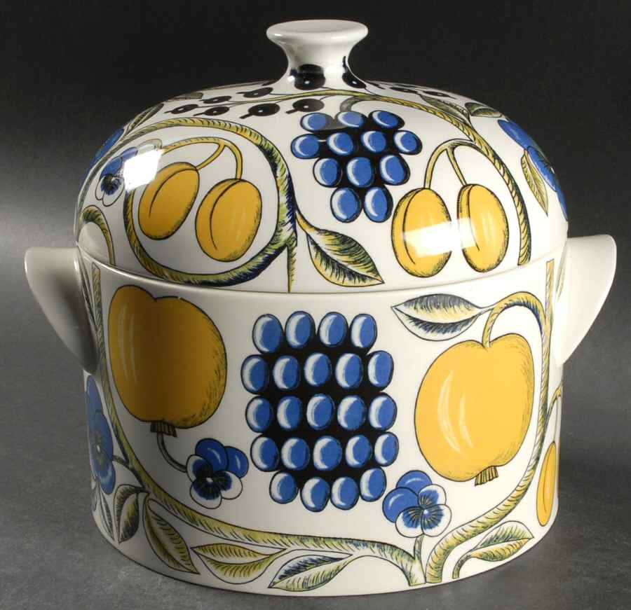 Paratiisi 3 Quart Oval Covered Casserole by Arabia of Finland-1