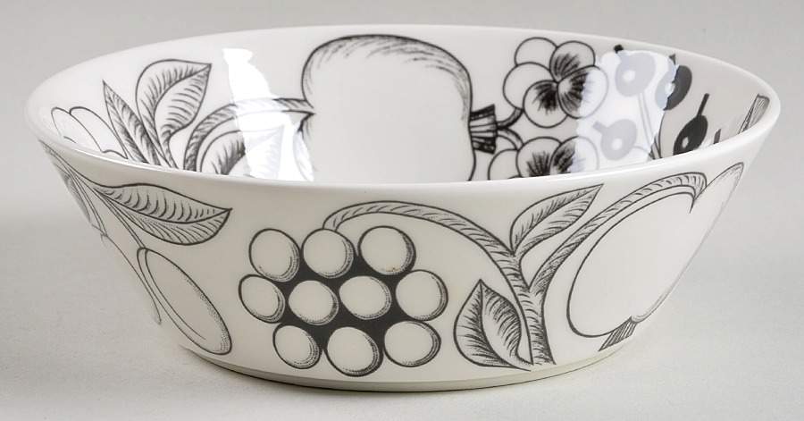 Paratiisi Black Soup/Cereal Bowl by Arabia of Finland-1