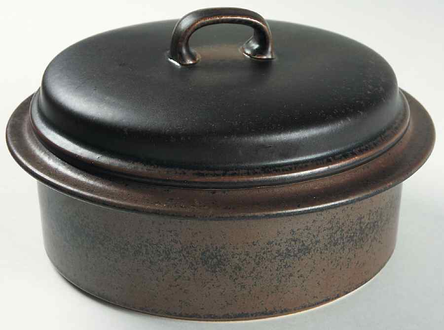 Ruska 1.5 Qt Round Covered Casserole w/9" Vegetable Base by Arabia of Finland-1
