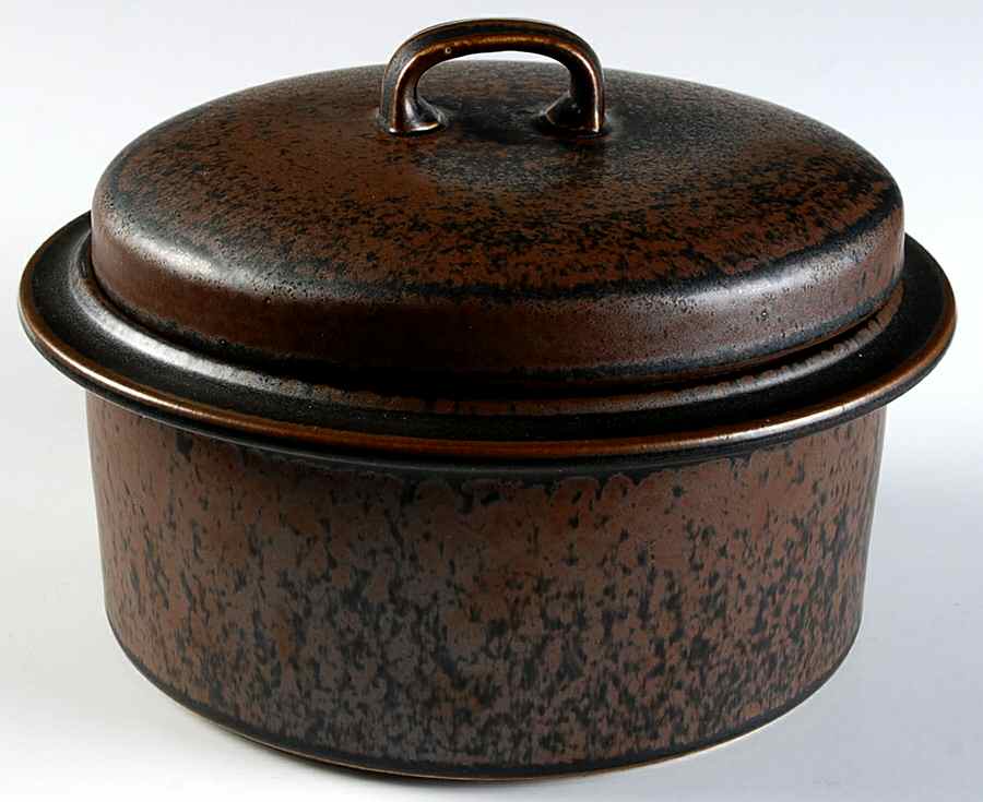 Ruska 2.25 Qt Round Covered Casserole by Arabia of Finland-1