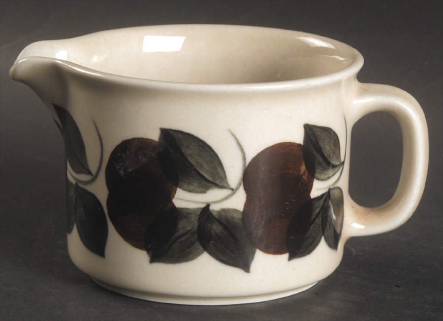 Ruija Troubadour Creamer by Arabia of Finland-1