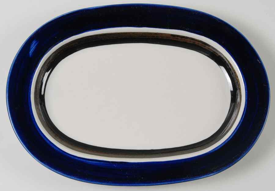 Saara 13" Oval Serving Platter by Arabia of Finland-1