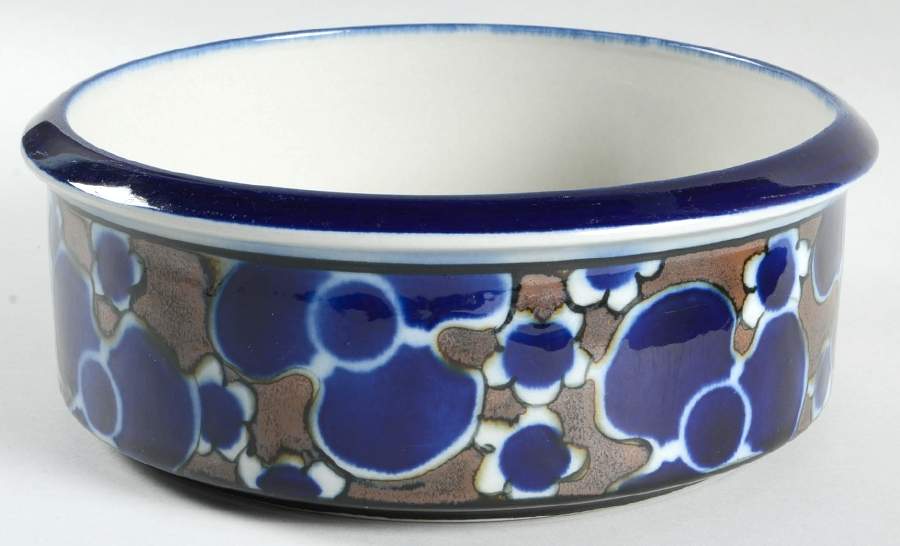 Saara 9" Round Vegetable Bowl by Arabia of Finland-1