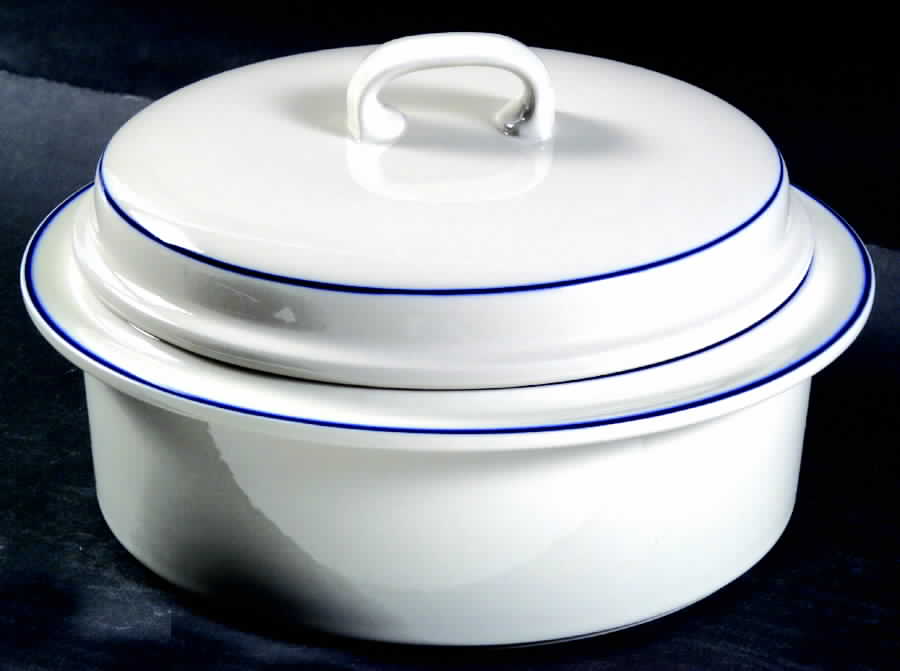 Saimaa 1.5 Qt Round Covered Casserole by Arabia of Finland-1