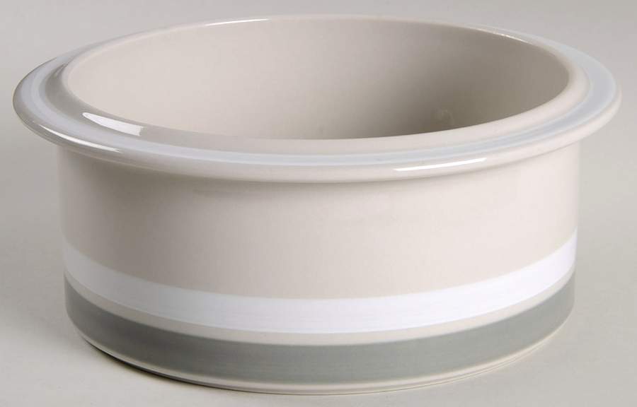 Salla 9" Round Vegetable Bowl by Arabia of Finland-1