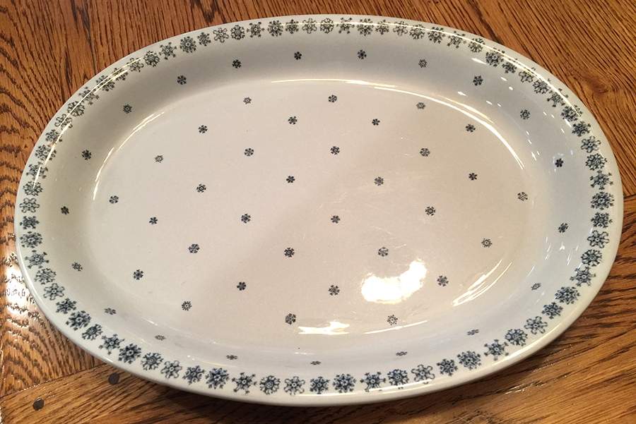 Snowflake 14" Oval Serving Platter by Arabia of Finland-1