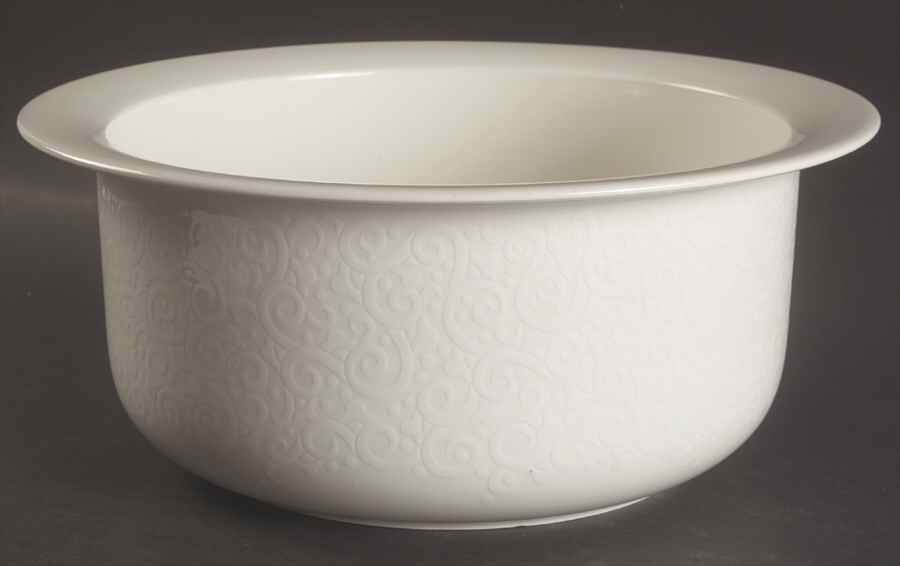 Troikka 9" Round Vegetable Bowl by Arabia of Finland-1