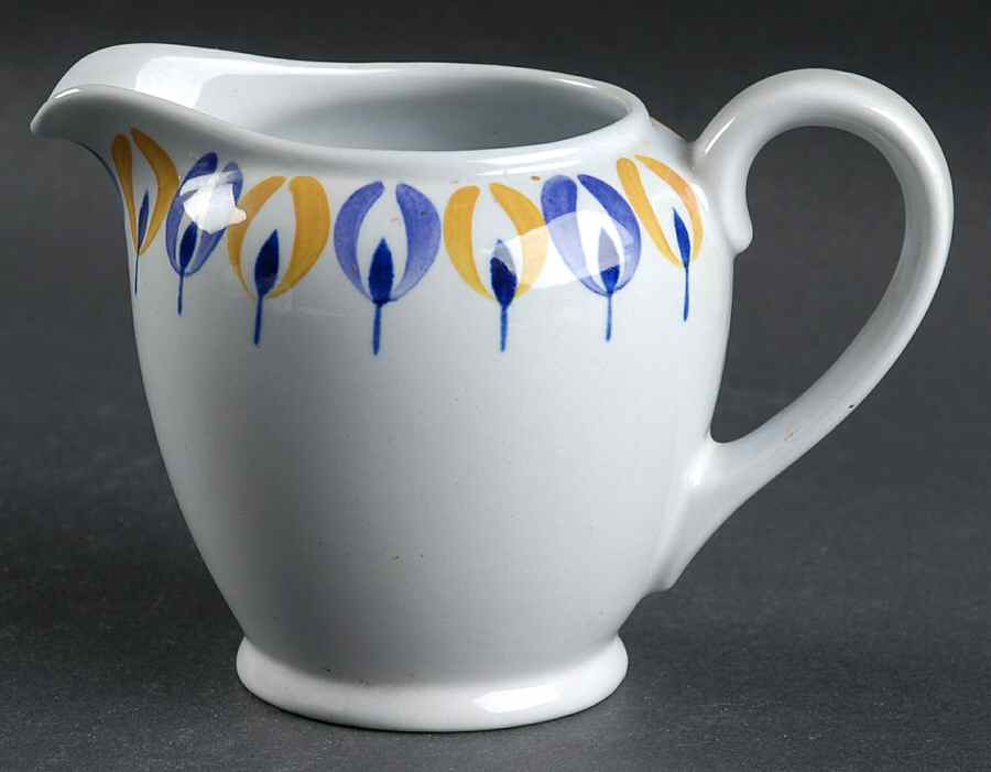 Tulip Creamer by Arabia of Finland-1