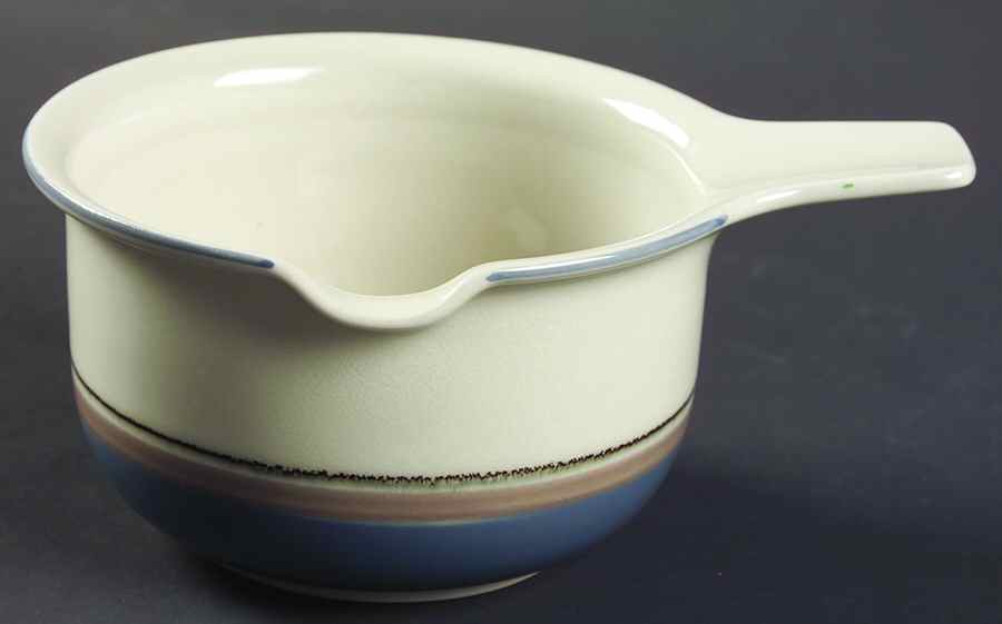 Uhtua Open Sauce Boat by Arabia of Finland-1