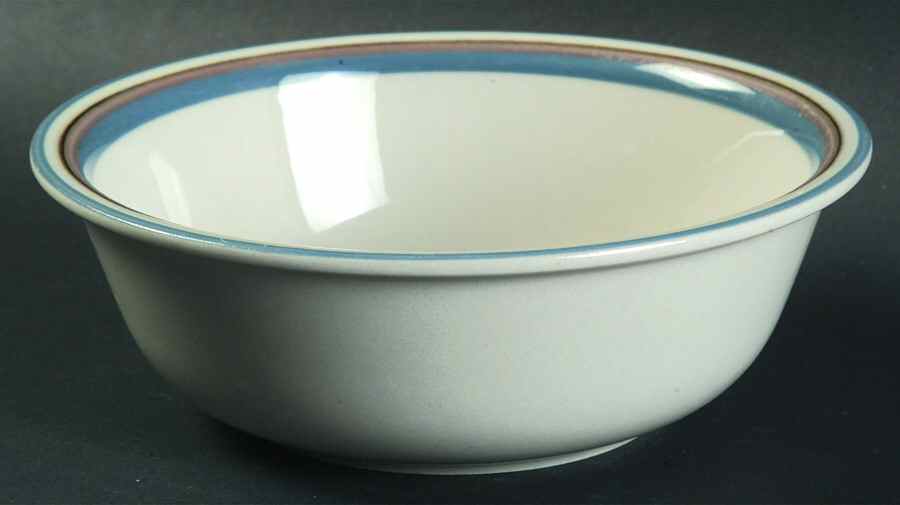 Uhtua Soup/Cereal Bowl by Arabia of Finland-1
