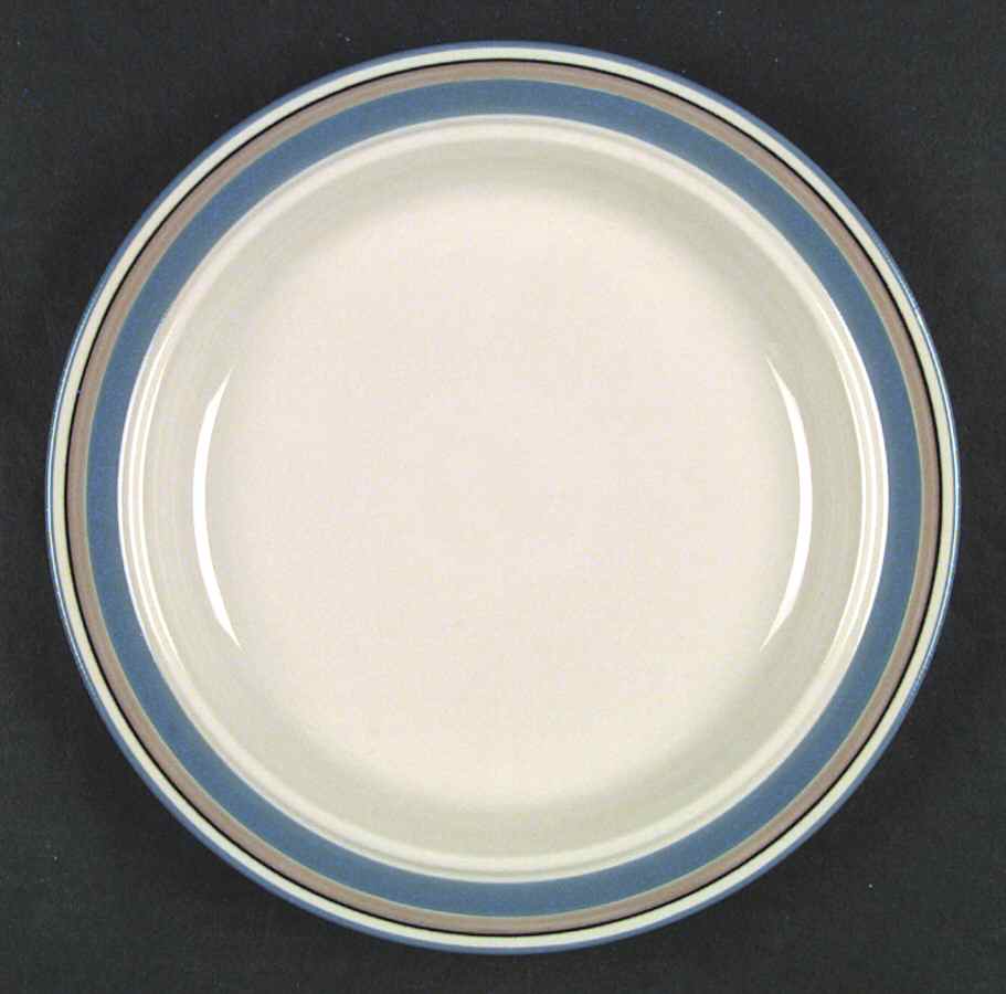 Uhtua 13" Chop Plate (Round Platter) by Arabia of Finland-1