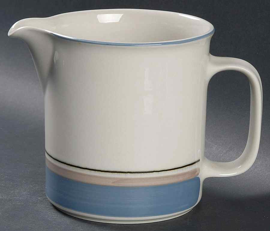 Uhtua 40 Oz Pitcher by Arabia of Finland-1