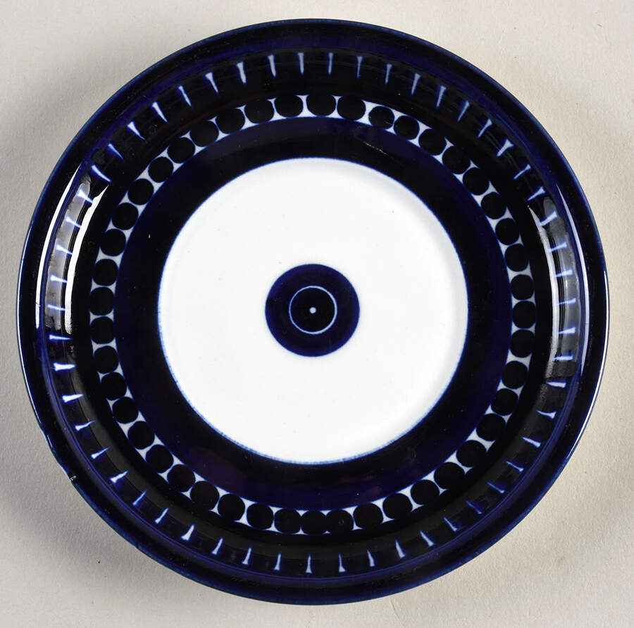 Valencia Saucer by Arabia of Finland-1
