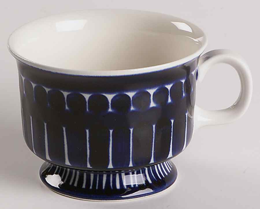 Valencia Footed Demitasse Cup by Arabia of Finland-1