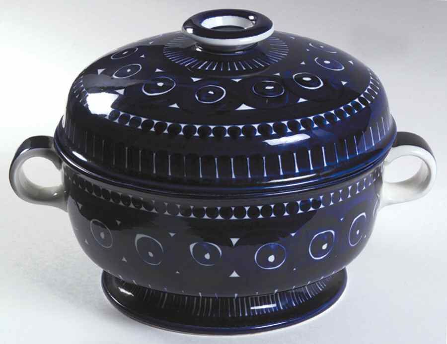 Valencia Tureen & Lid by Arabia of Finland-1
