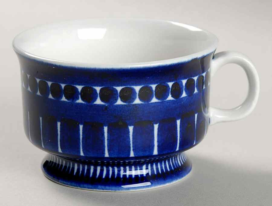 Valencia Footed Demitasse Cup by Arabia of Finland-1