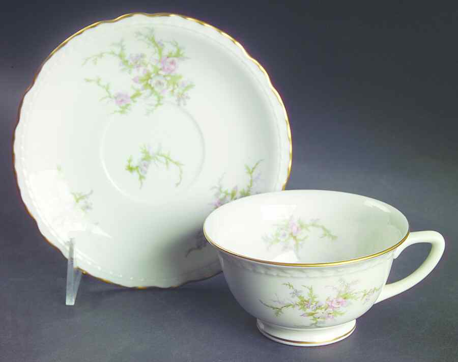 ARC2 Footed Cup & Saucer Set by Arcadian-Prestige-1