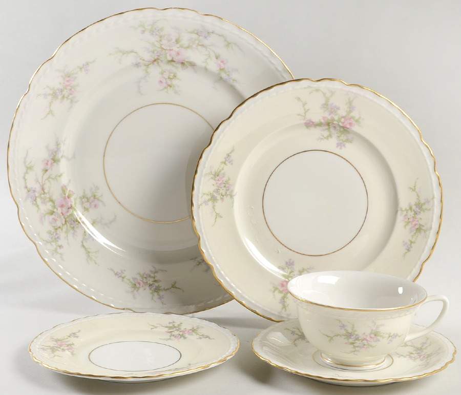 Old Rose 40 Piece Estate Set by Arcadian-Prestige-1