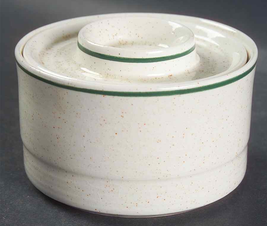Emerald Isle Sugar Bowl & Lid by Arklow-1