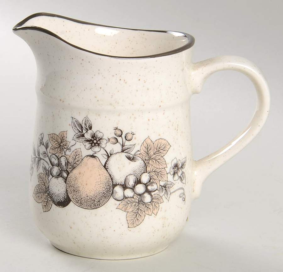 Erin Harvest Creamer by Arklow-1