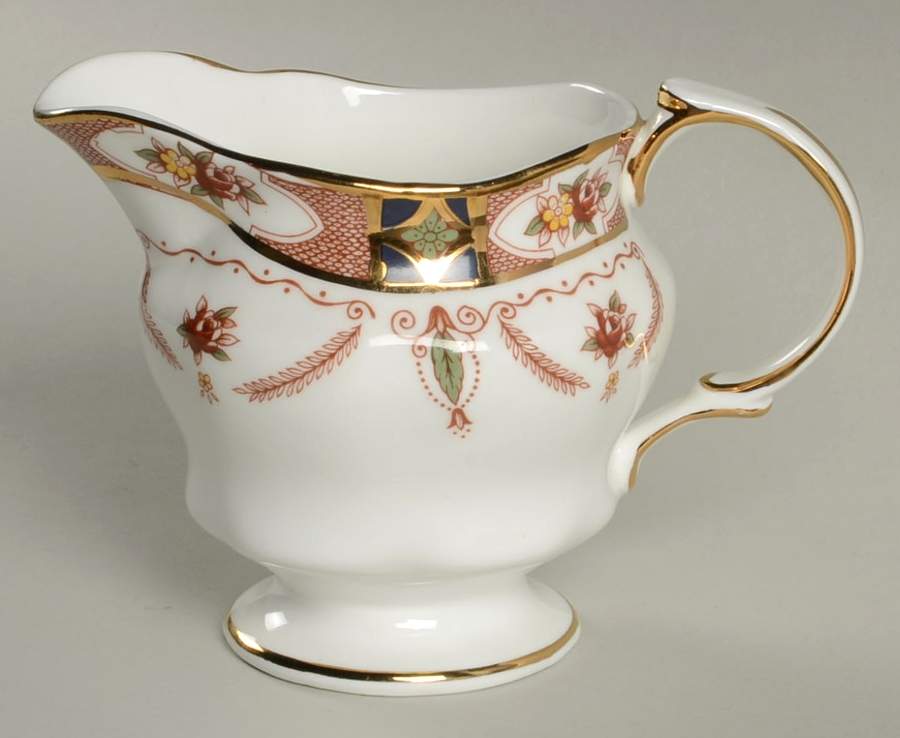 Royal Linden Creamer by Arklow-1