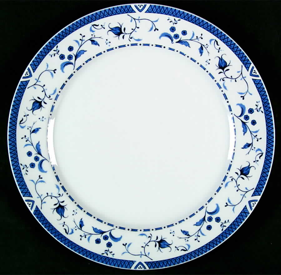 Continental  Dinner Plate by Arlen-1
