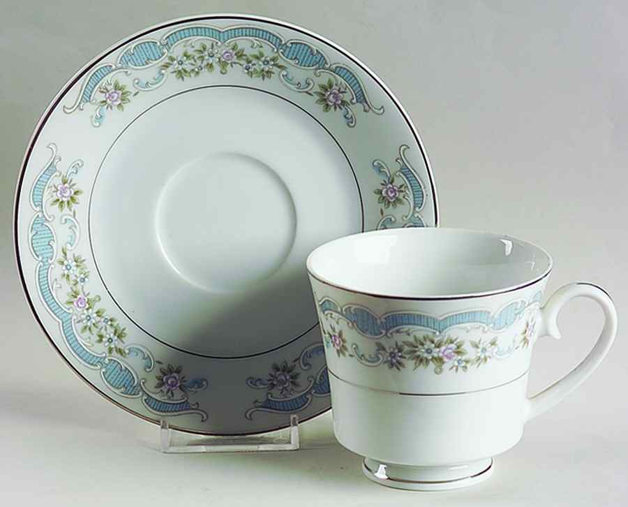 Florentine Footed Cup & Saucer Set by Arlen-1