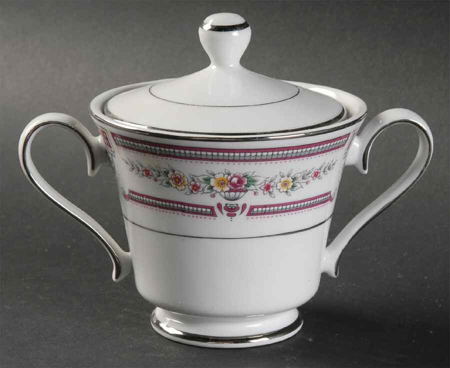Grandiose Sugar Bowl & Lid by Arlen-1