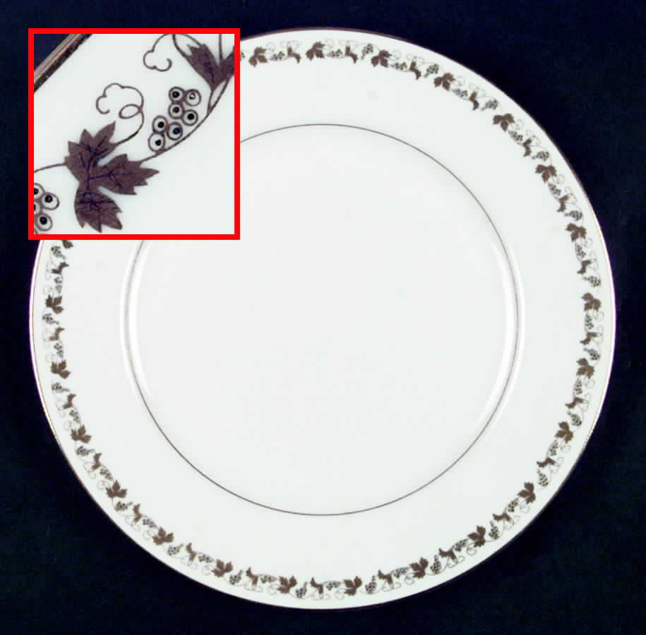 Hampshire Dinner Plate by Arlen-1