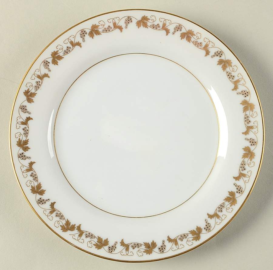 Hampshire Bread & Butter Plate by Arlen-1