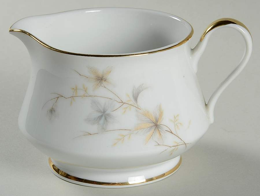 Maple Leaf Creamer by Arlen-1