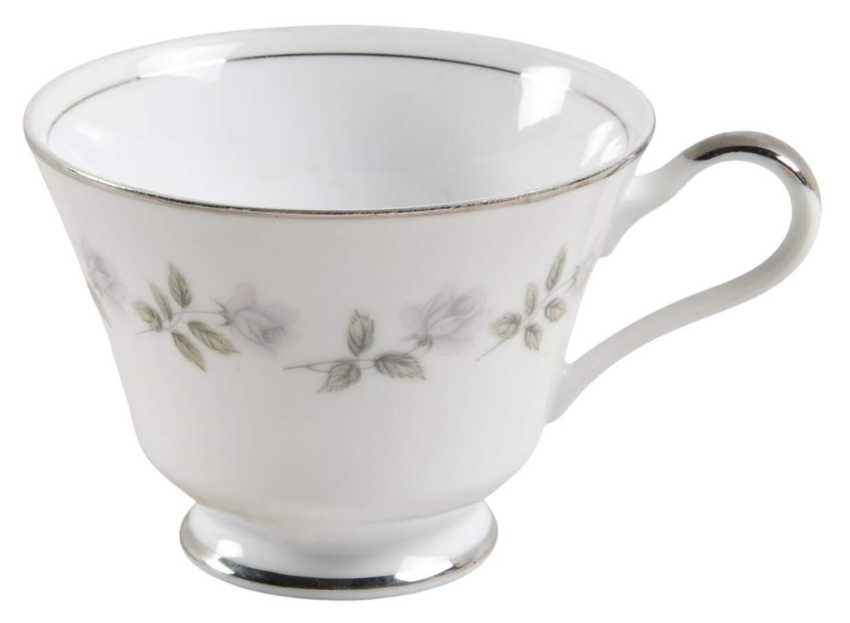 Mayfair Footed Cup by Arlen-1