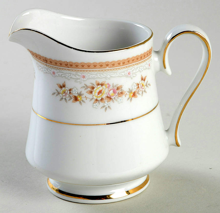 Nobility Creamer by Arlen-1