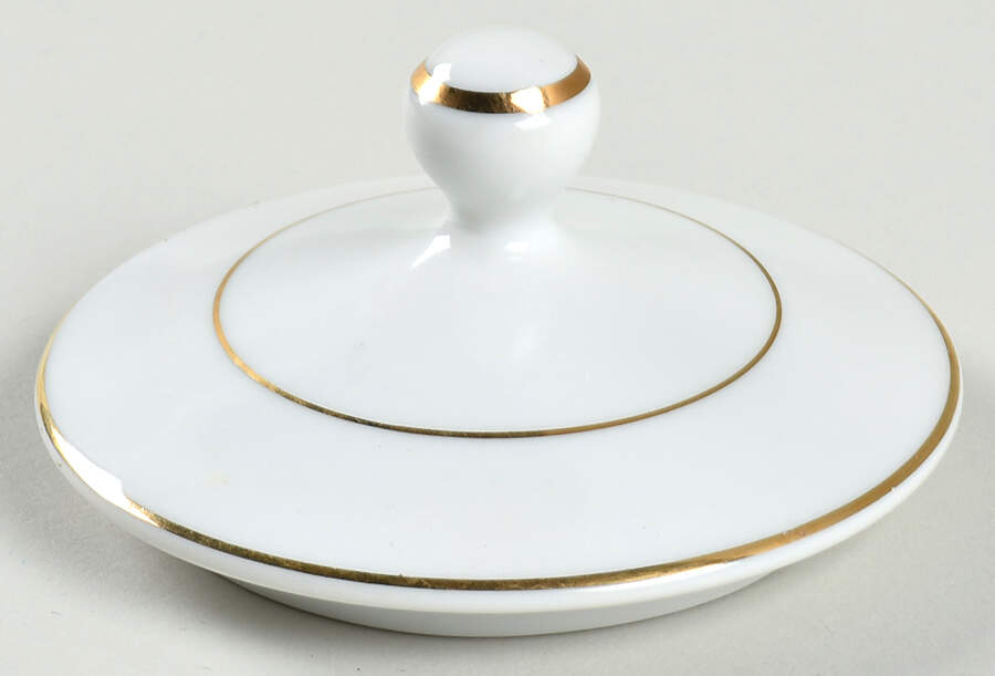 Nobility Lid for Sugar Bowl by Arlen-1