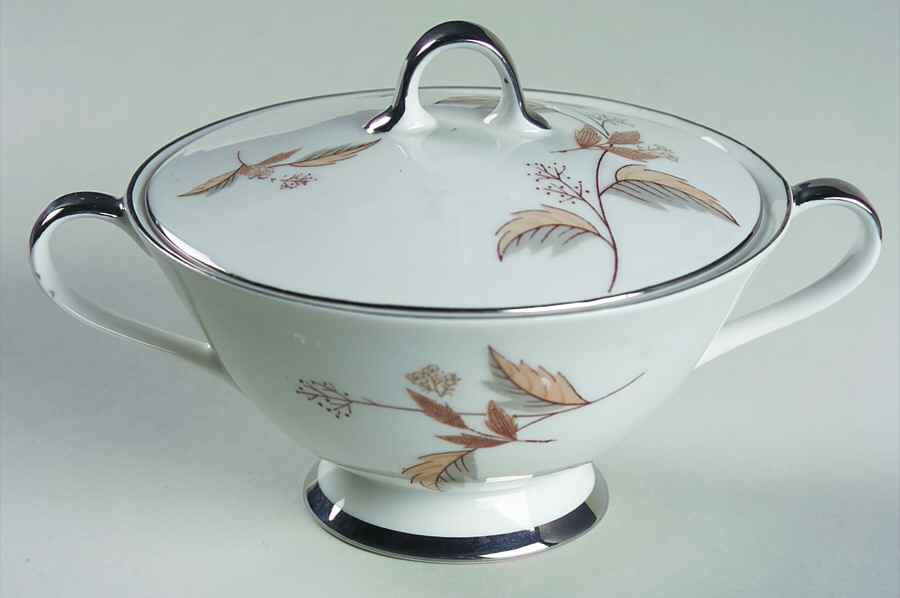 Oak Leaf Sugar Bowl & Lid by Arlen-1
