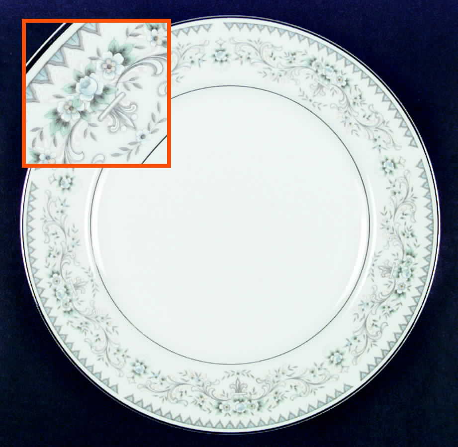 Park Lane Dinner Plate by Arlen-1