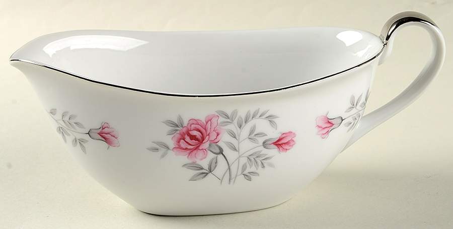Petite Gravy Boat by Arlen-1